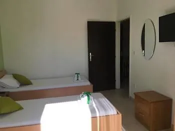 Apartmani Anaandita-1