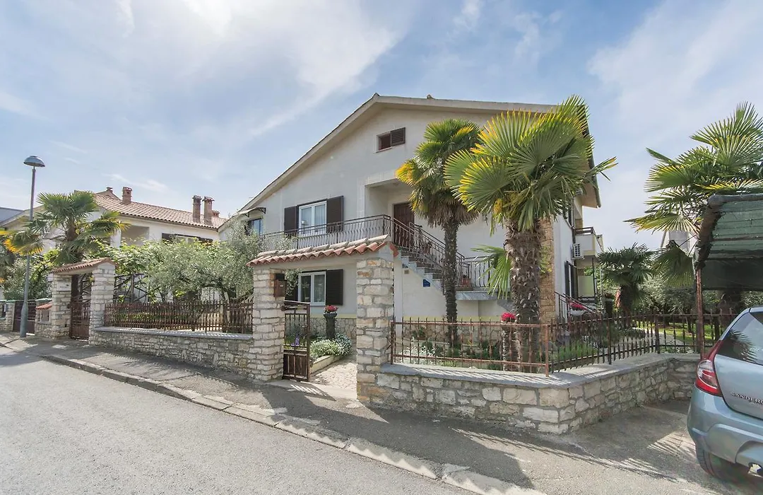 Apartments Emili-1