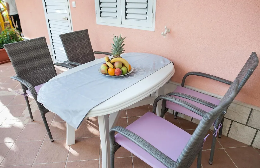 Apartments Majic-1
