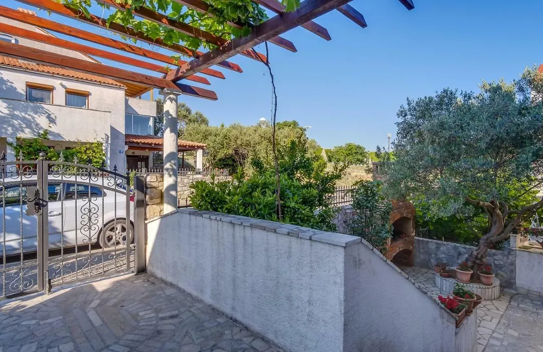 Apartments Leonarda, Mali Losinj-1