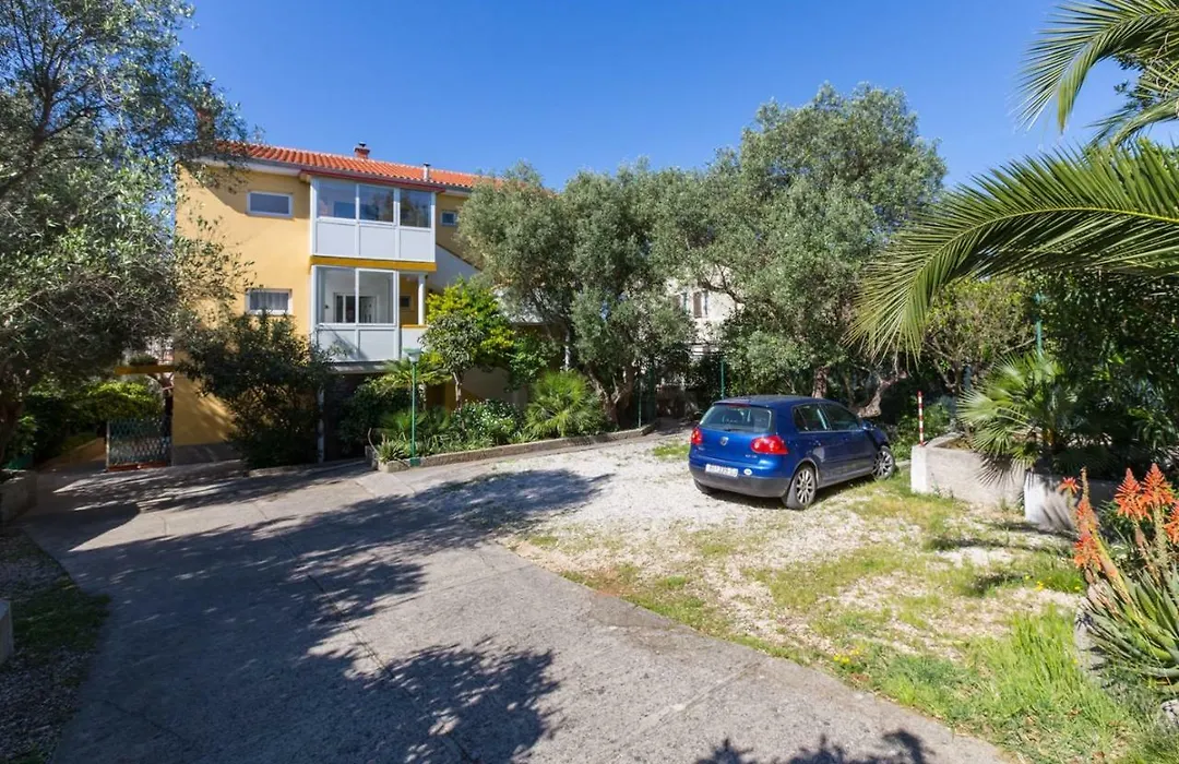 Apartments Helena, Mali Losinj-1
