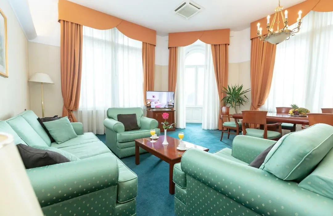 Palace Hotel Zagreb-1
