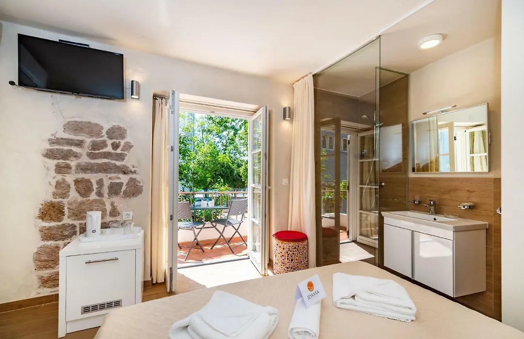 Idassa Palace Rooms-1