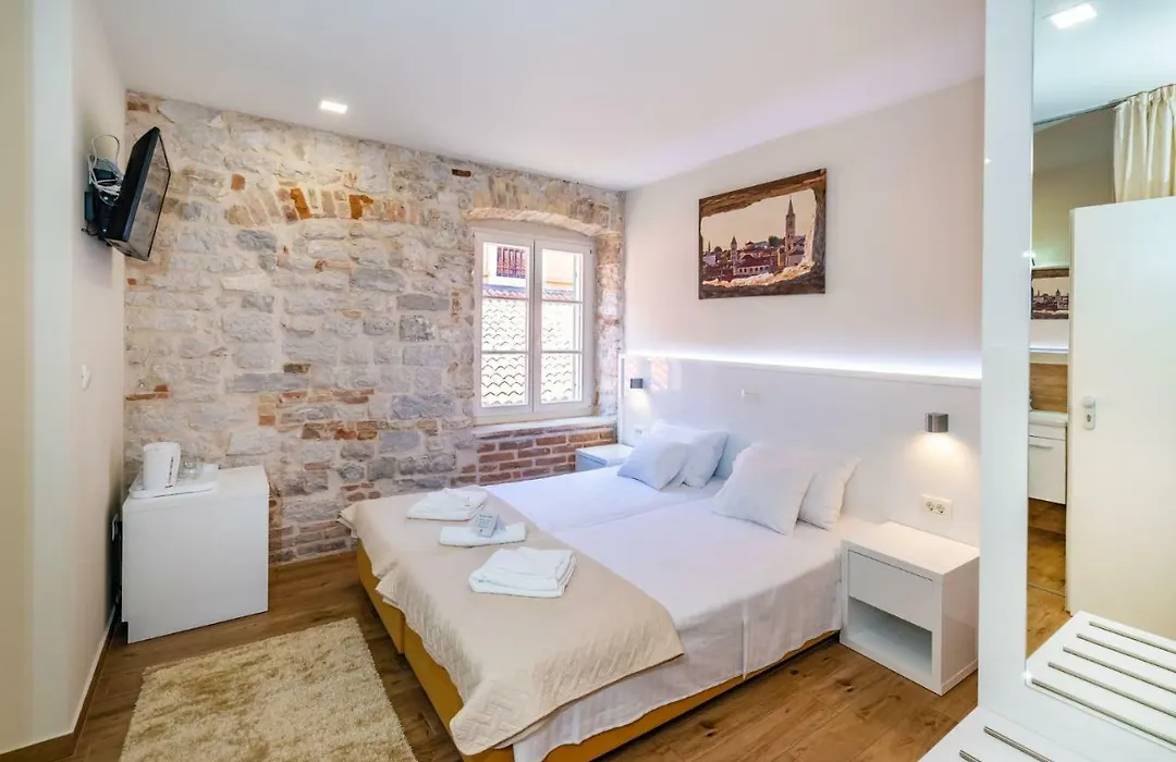 Idassa Atrium Rooms-1
