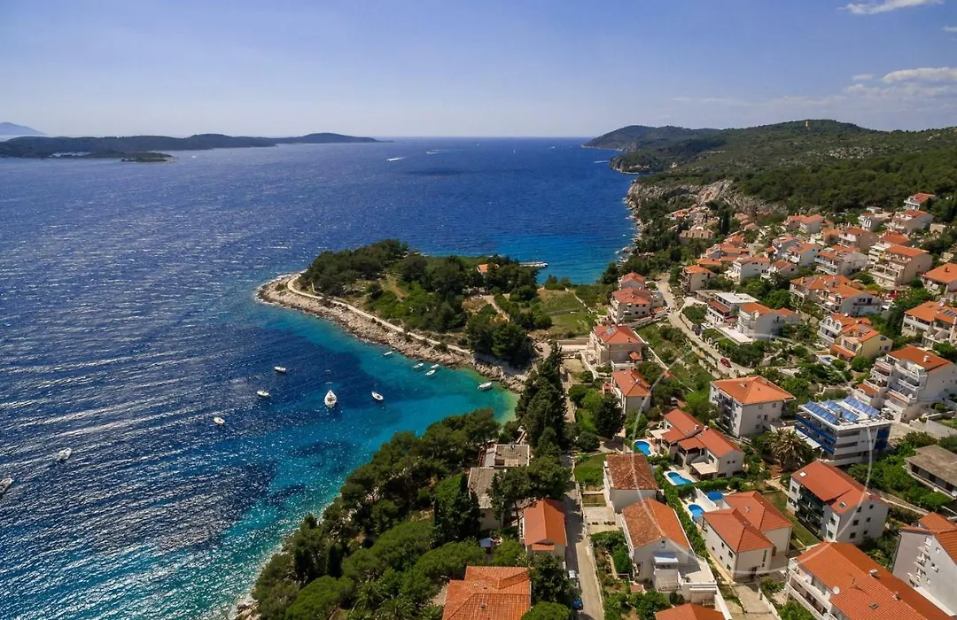 Villa Mare, Free Breakfast, 80 M From Sea - Direct Landlord-1