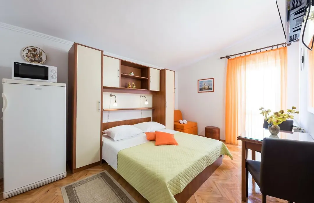 House Jelena-1