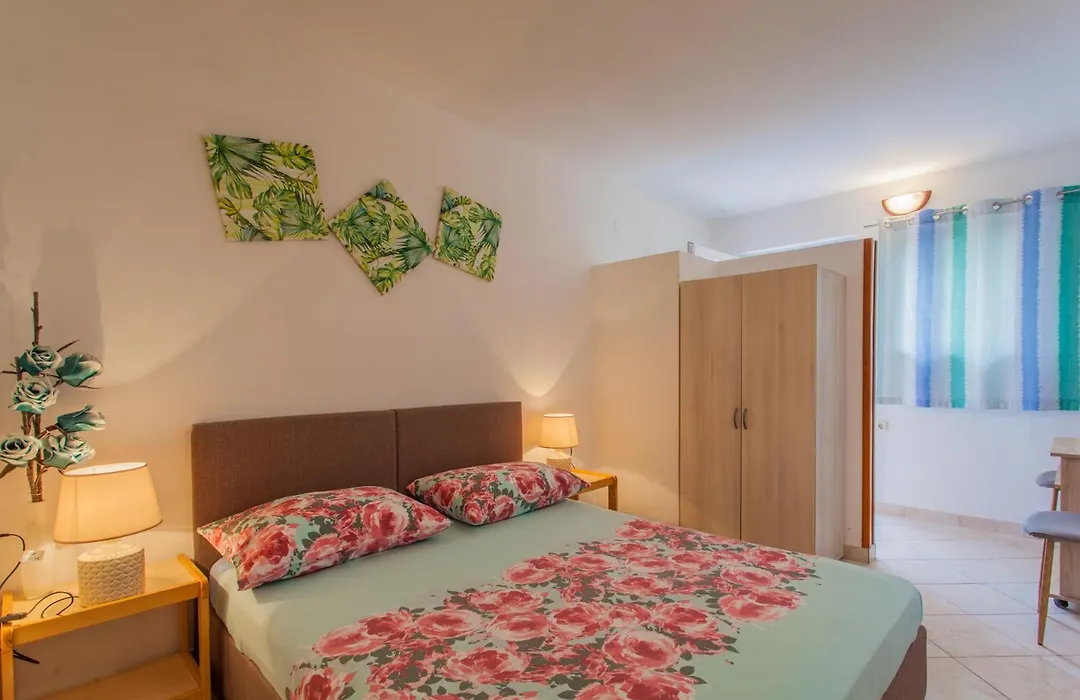 Rooms Muzic-1
