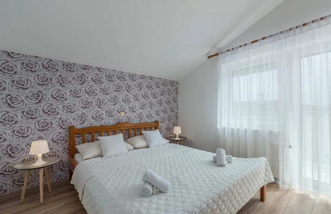 Maja - Apartment 1-1