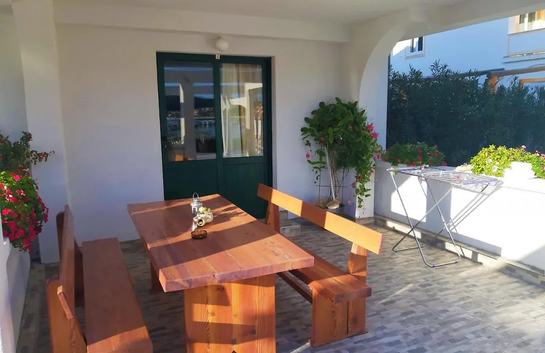 Guesthouse Raffaello-1