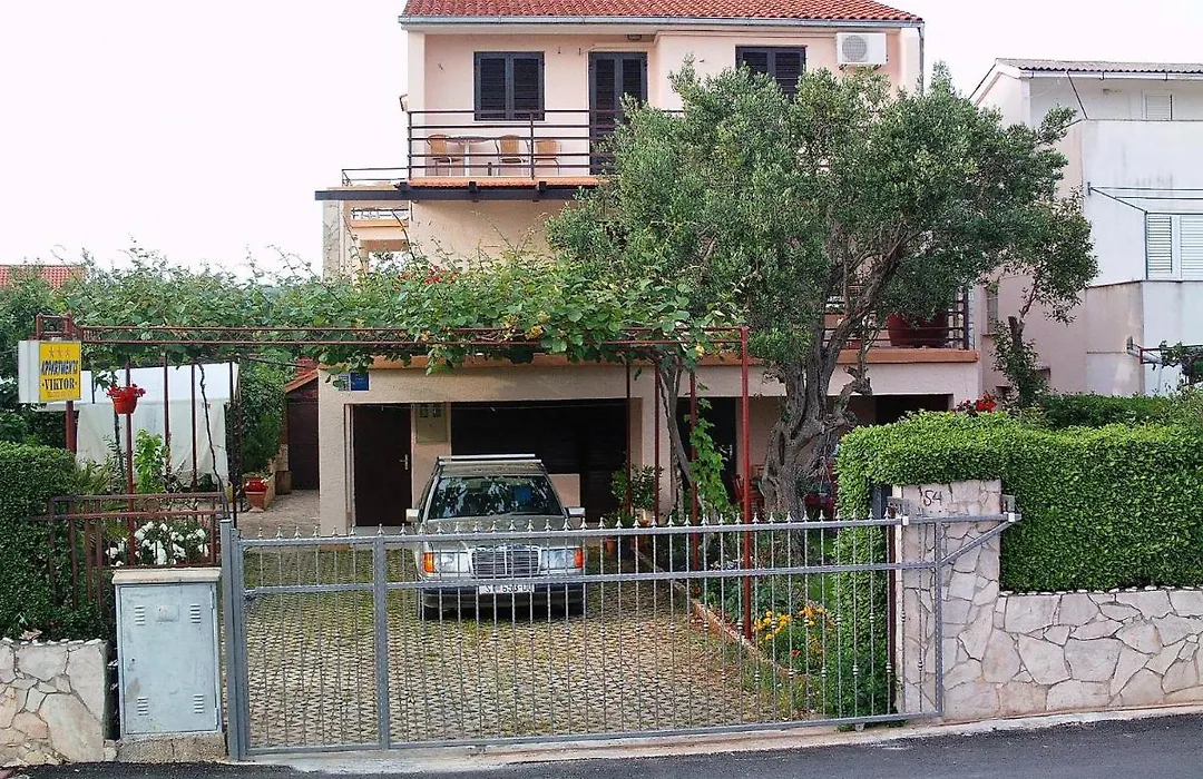 Apartments Viktor Rogoznica-1