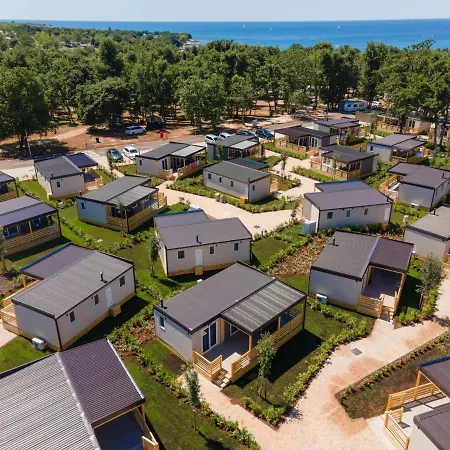 Eurocamp Mobile Homes At Campsite Park Umag-3