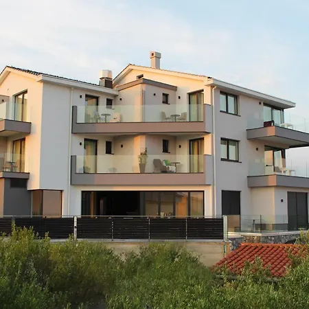 Pansion Leggero-3