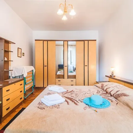 Room Sandra-2