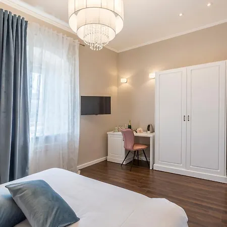 Theatre Of Dreams Rooms-3