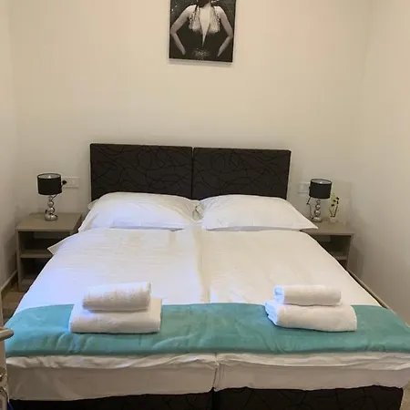 Rirooms-2