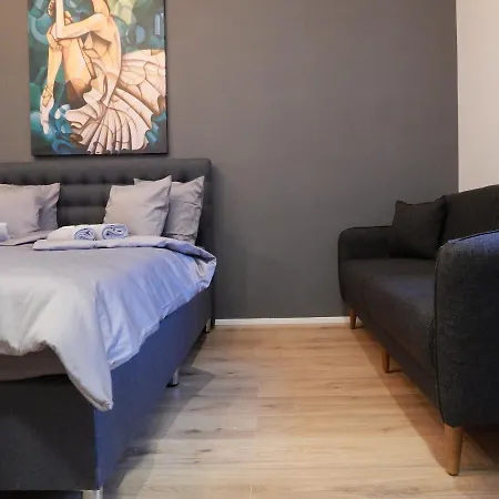 Gold Rooms And Suite-3