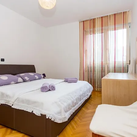 Two Bedroom Apartment Zita-2