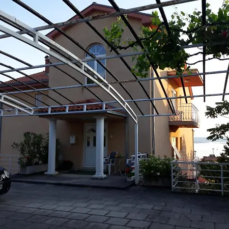 Vesna Rooms-2