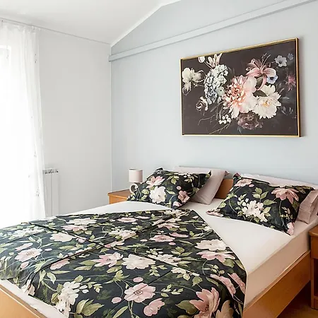 Jimy Apartments-3