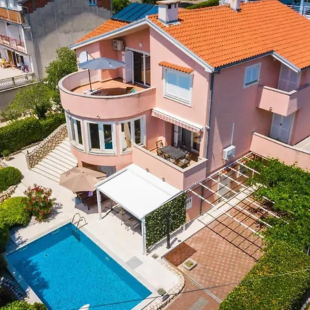 Villa Novi-2