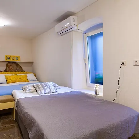 Room M-3