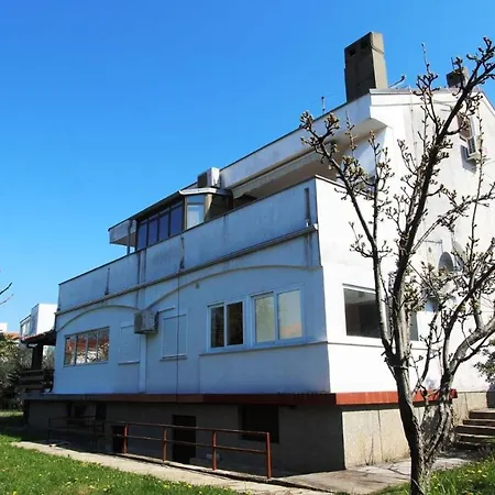 Apartments Tomislav-2