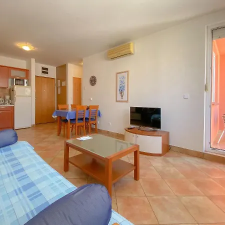 Vesna S Apartment-2