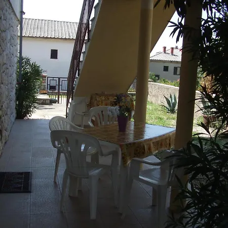 Apartments Luic 4244-2