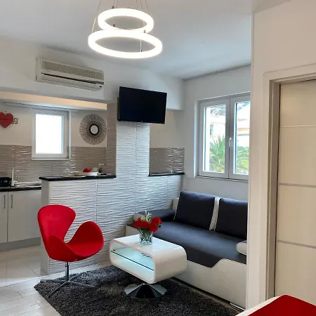 Luxury Studio Apartment Marinovic-3