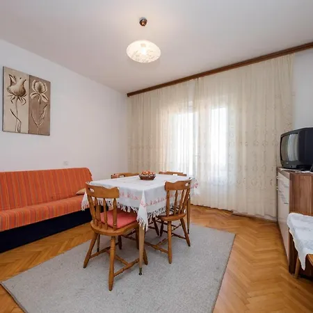 Apartment Ante Kampor-2