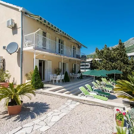 Apartments & Rooms Jokovic-2