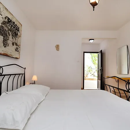 Guesthouse Kate-3