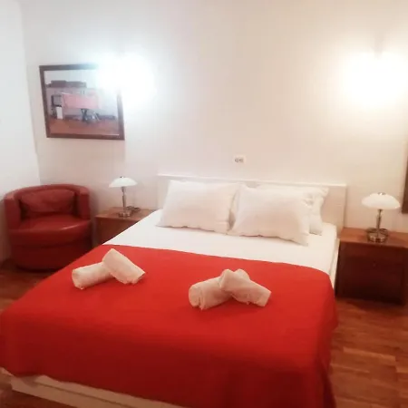 Apartments Peppino - Old Town-3