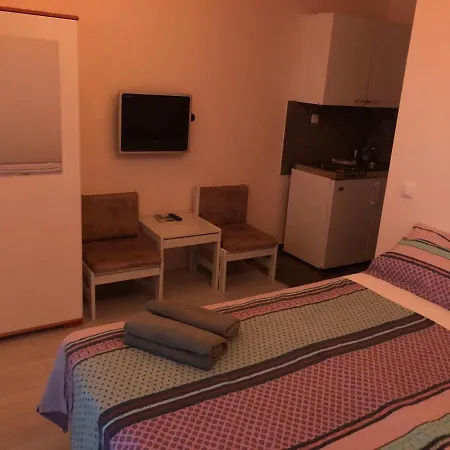 Guesthouse Adriatic-3