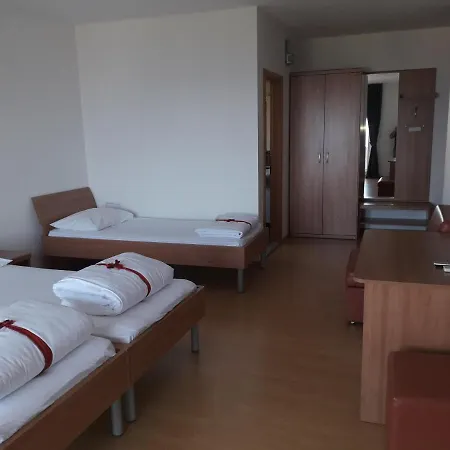 Hotel Lukas-2