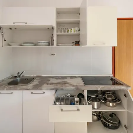 Apartments & Rooms Strcic Krk-2