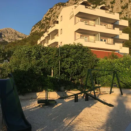 Hotel Lukas-3