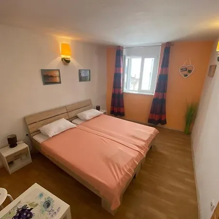 Guest House Old Town-3