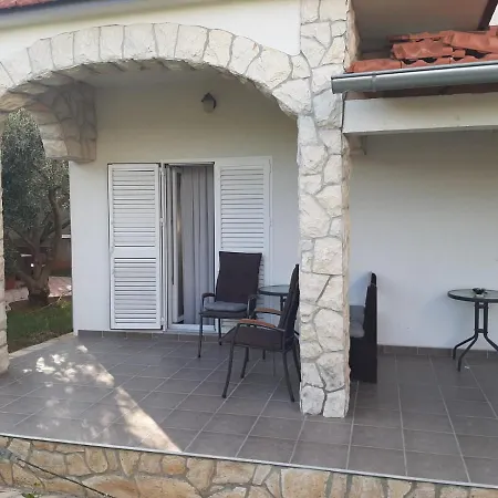 Guest House Renata-2