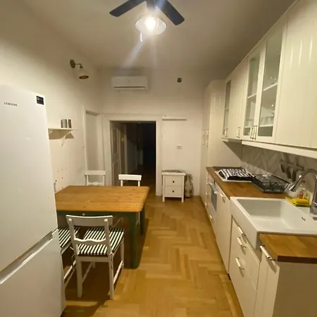 Guest House Nokturno-2