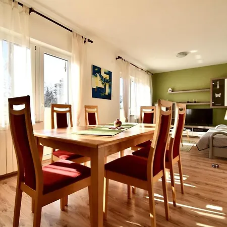 Beautiful Family Apartment At Medulin Riviera-3
