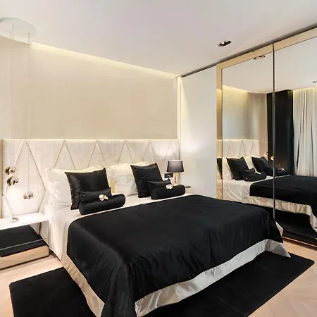 Posh Residence Luxury Suites-3