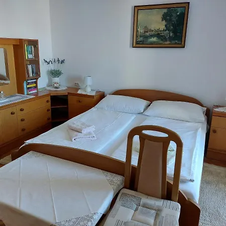 Room Slavica-2