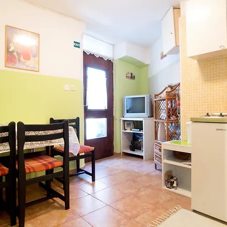 Split Accommodation-3