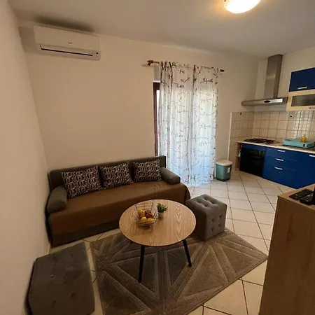 Guest House Karevic-3
