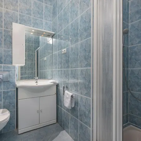 Maja Apartment 2-2
