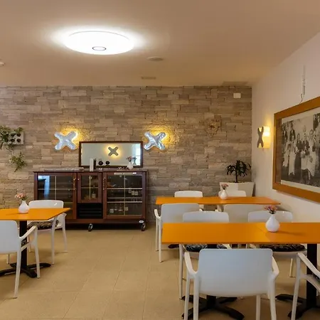 Velanera Hotel & Restaurant-2