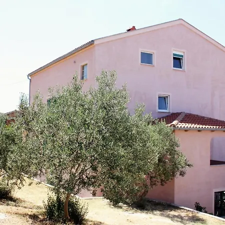 Apartments And Rooms With Parking Space Barbat, Rab - 5070-2