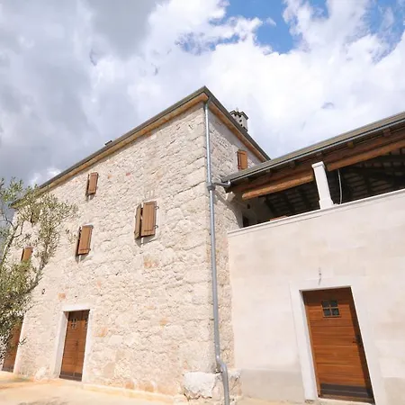 Bed & Breakfast Korta Gira-3