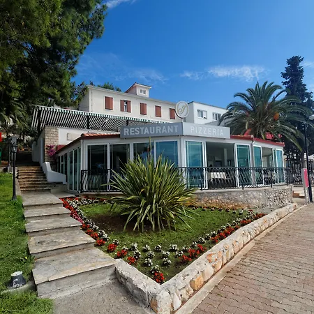 Hotel Val-2
